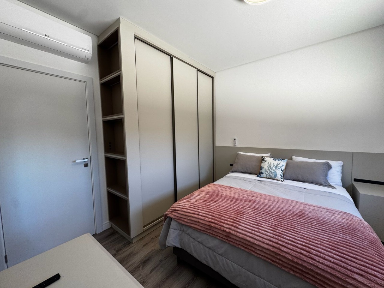 Casa à venda no Ingleses Do Rio Vermelho: 