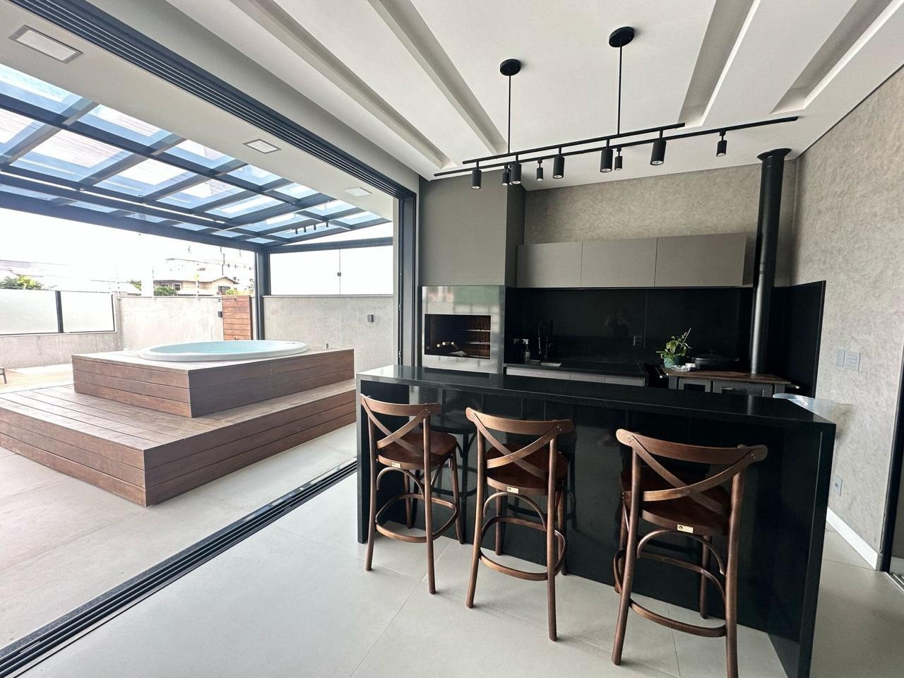 Casa à venda no Ingleses Do Rio Vermelho: 