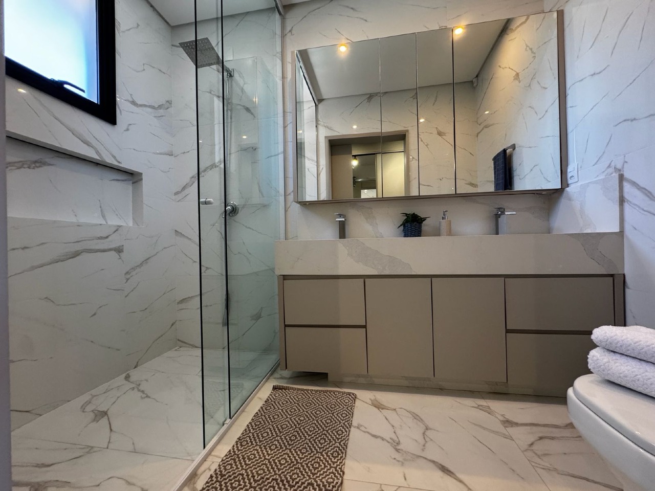 Casa à venda no Ingleses Do Rio Vermelho: 