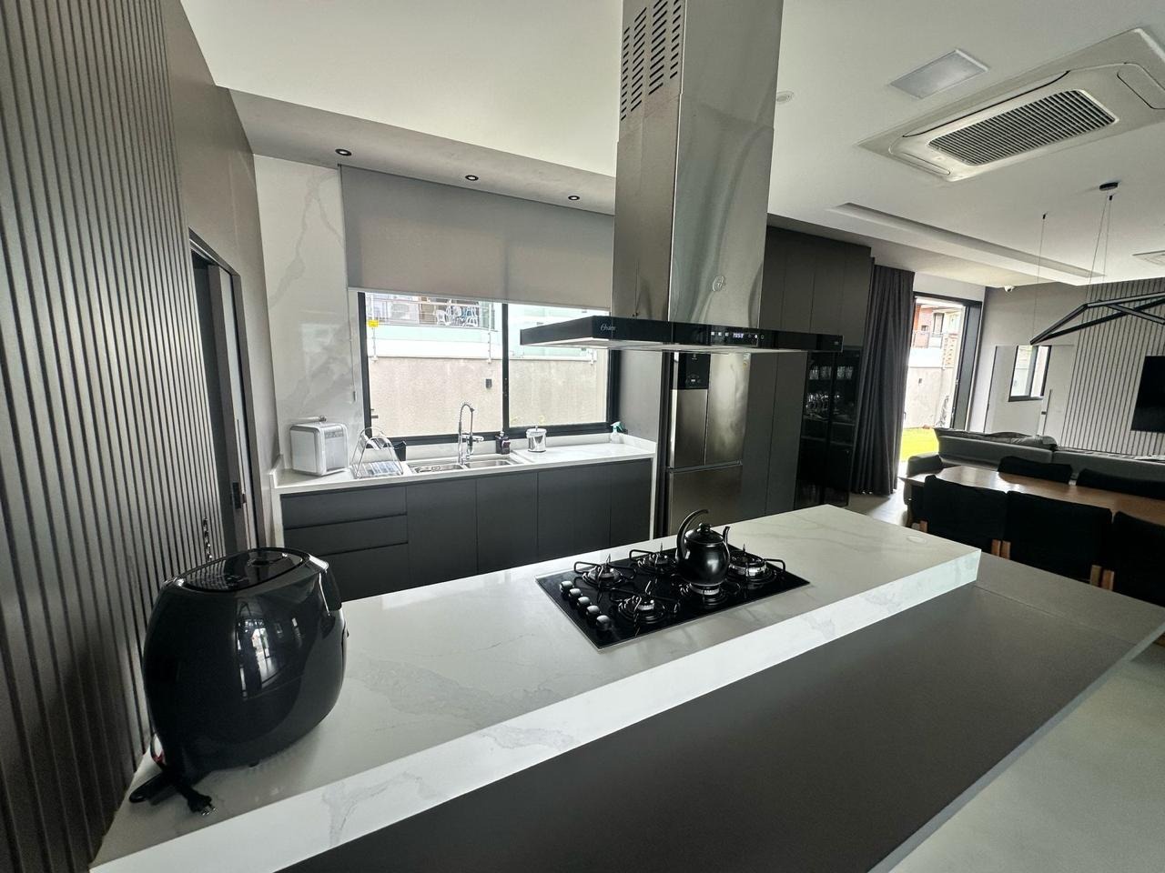 Casa à venda no Ingleses Do Rio Vermelho: 