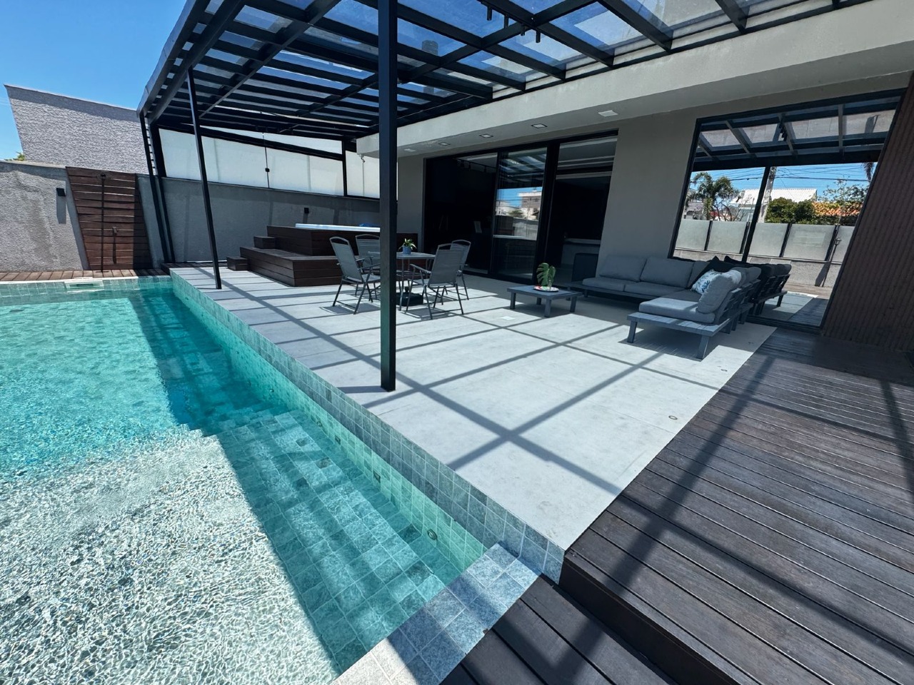 Casa à venda no Ingleses Do Rio Vermelho: 