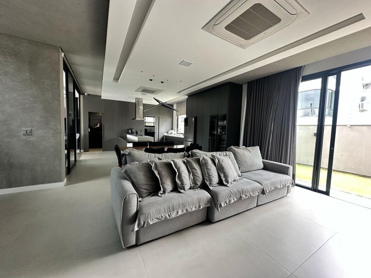 Casa à venda no Ingleses Do Rio Vermelho: 