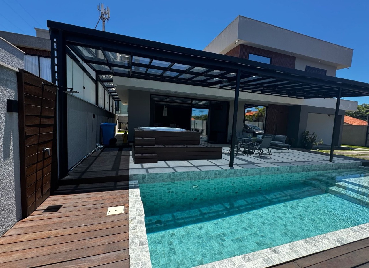 Casa à venda no Ingleses Do Rio Vermelho: 