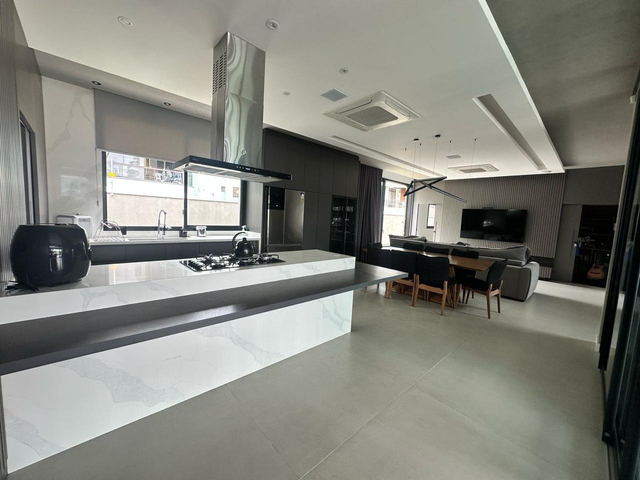 Casa à venda no Ingleses Do Rio Vermelho: 