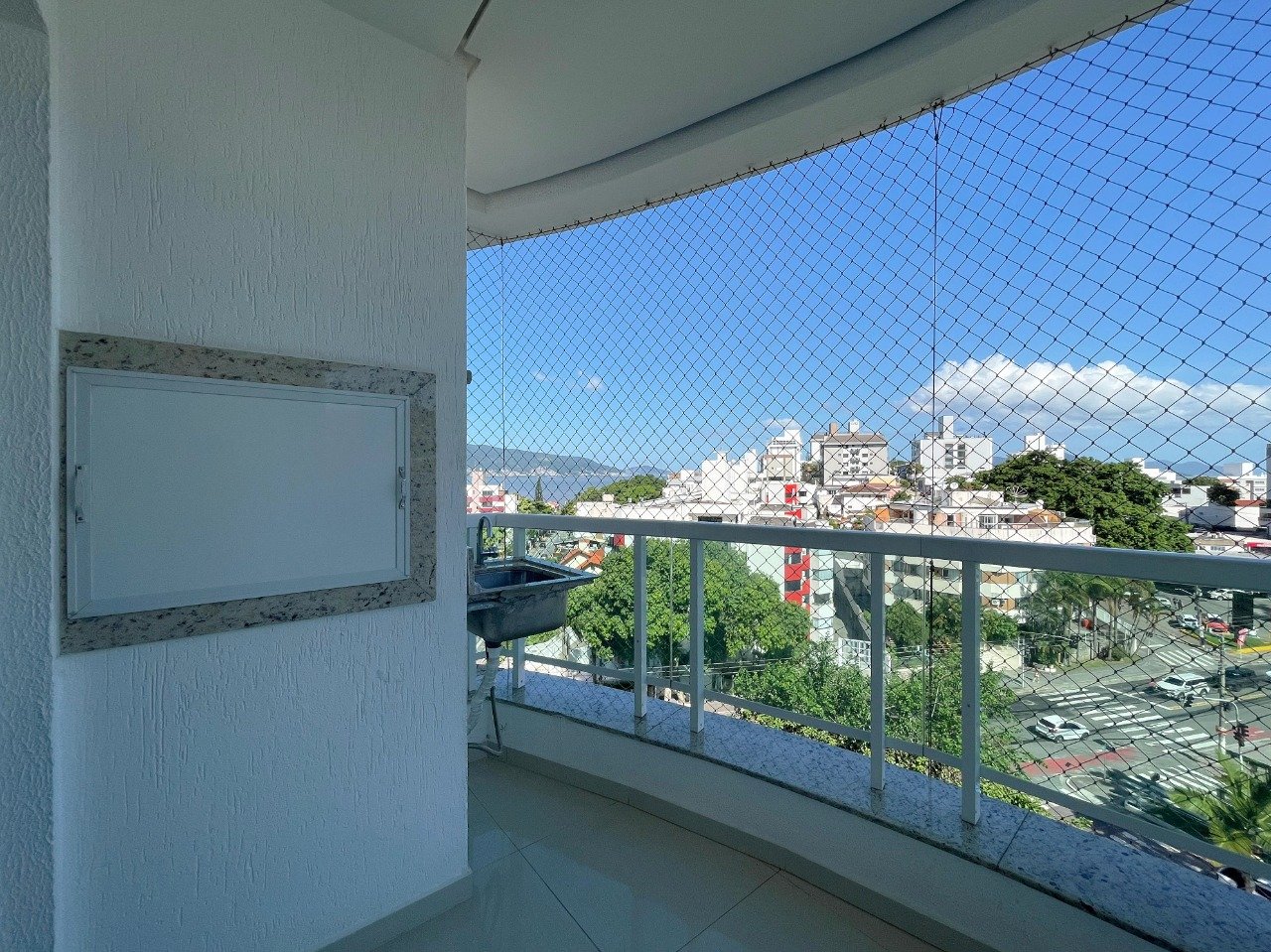 Apartamento à venda no Coqueiros: 