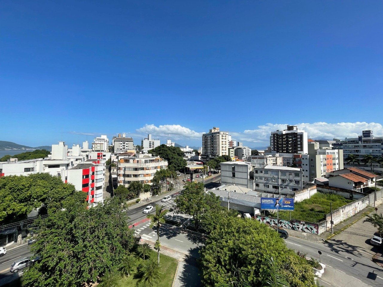 Apartamento à venda no Coqueiros: 