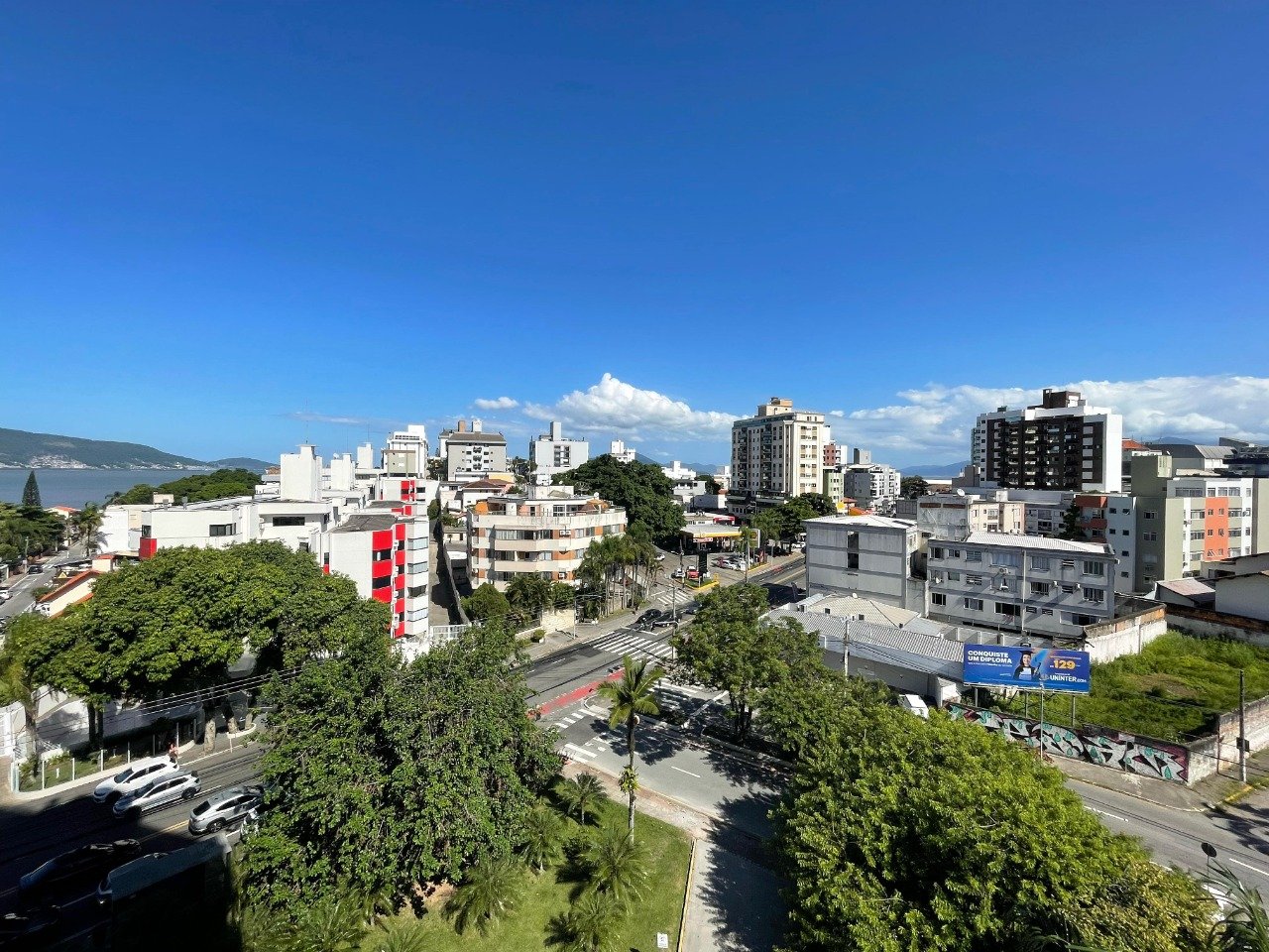 Apartamento à venda no Coqueiros: 