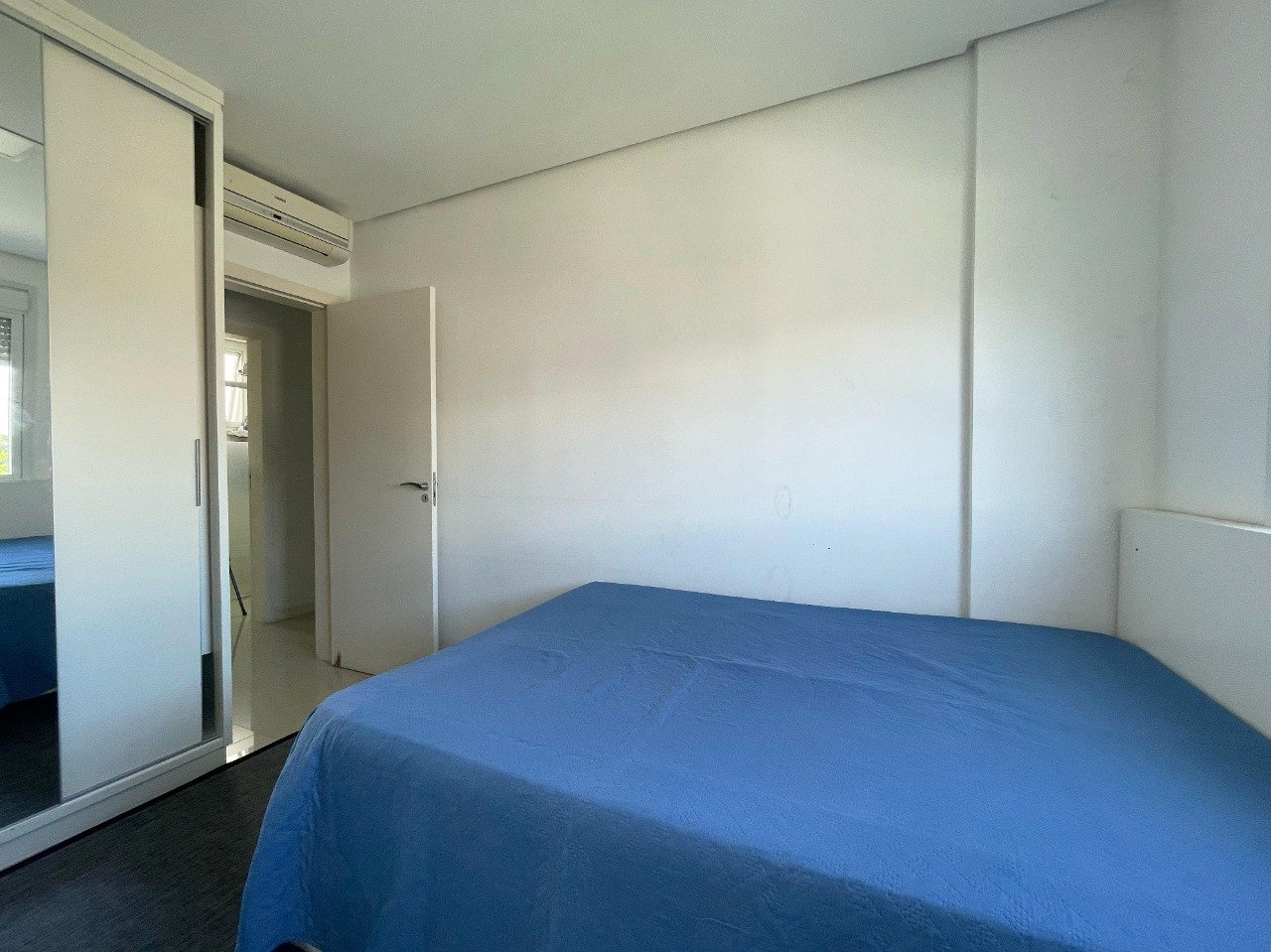 Apartamento à venda no Coqueiros: 