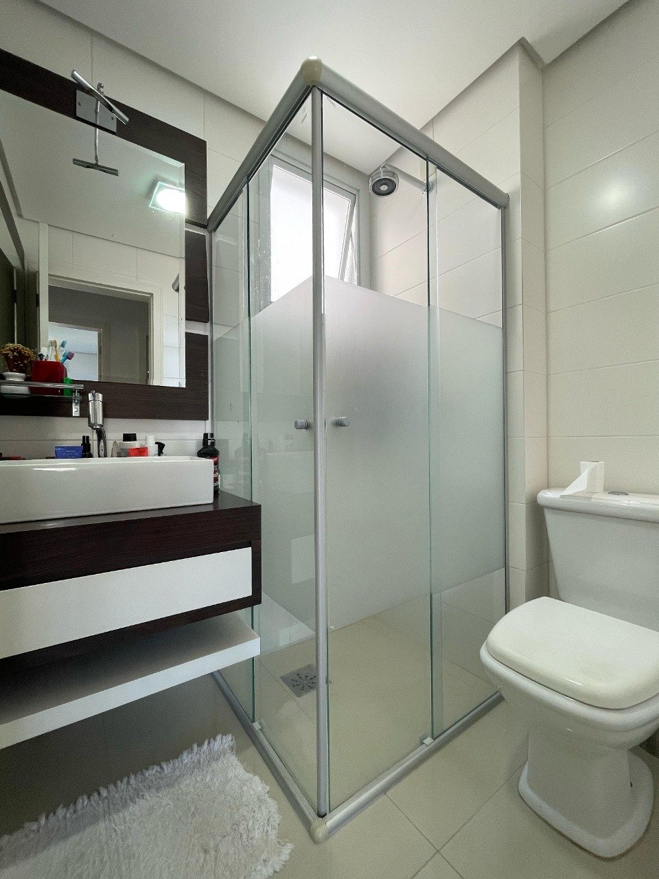 Apartamento à venda no Coqueiros: 