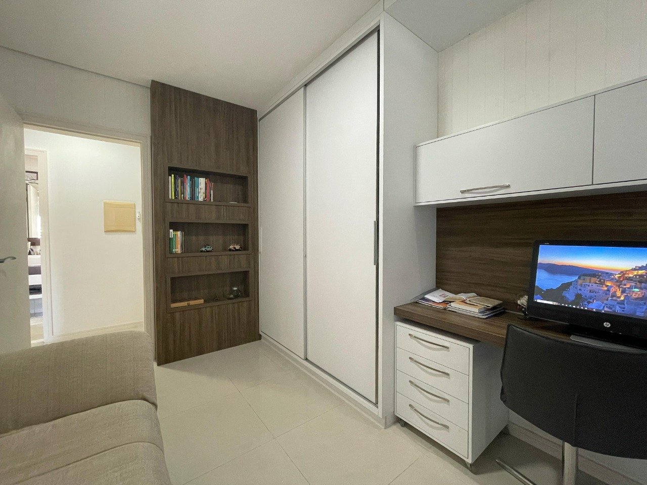 Apartamento à venda no Coqueiros: 