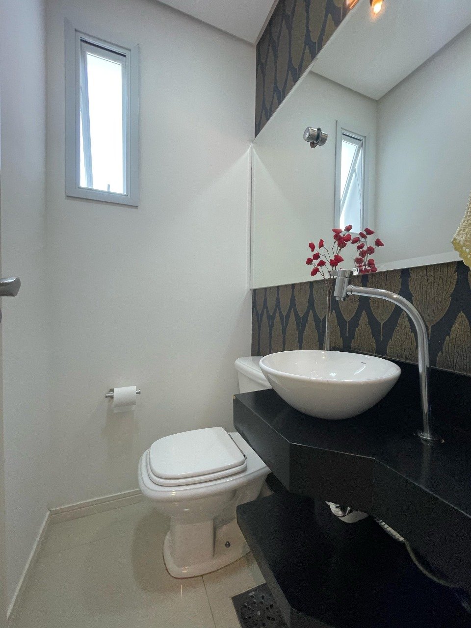 Apartamento à venda no Coqueiros: 