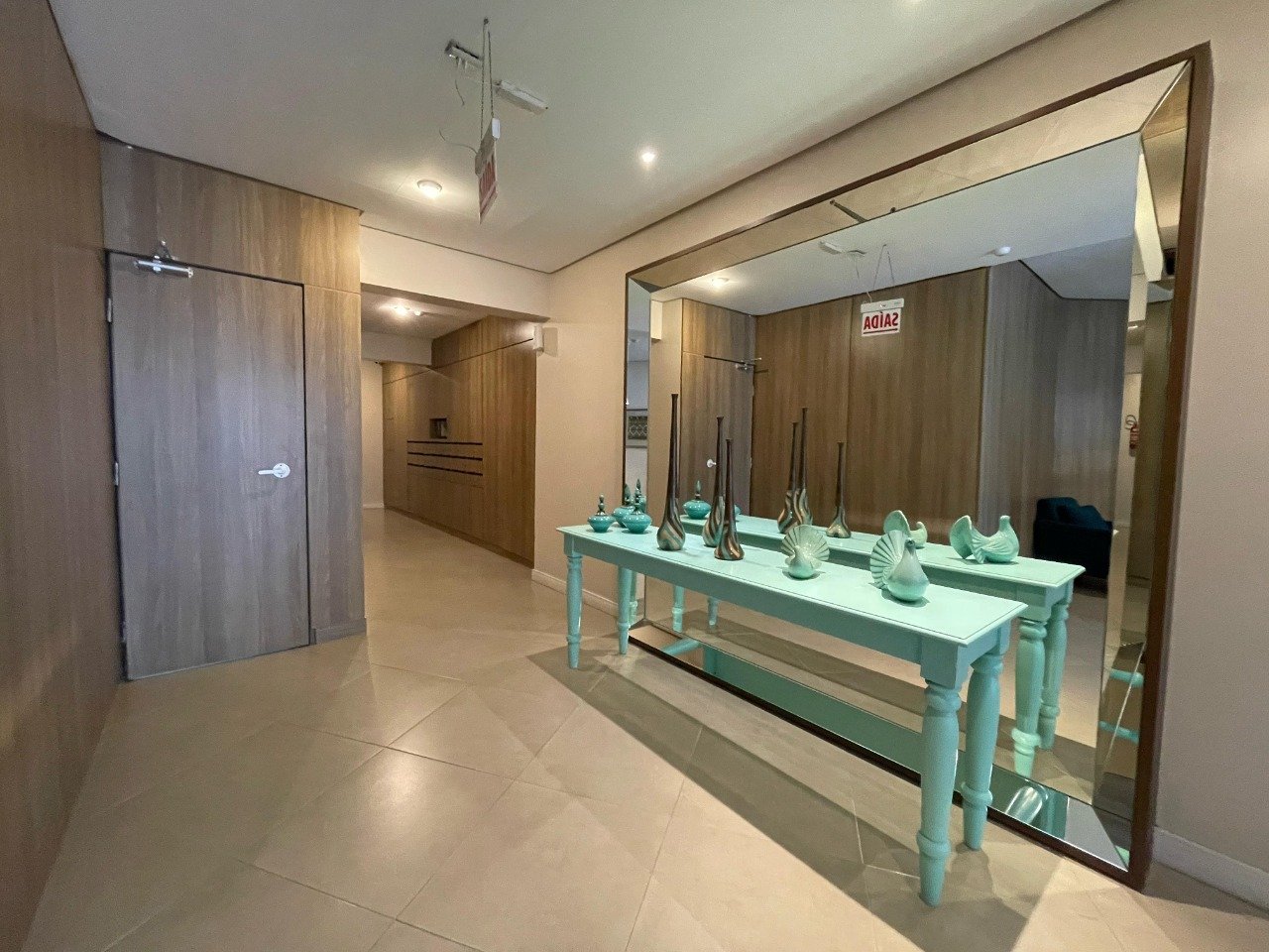 Apartamento à venda no Coqueiros: 