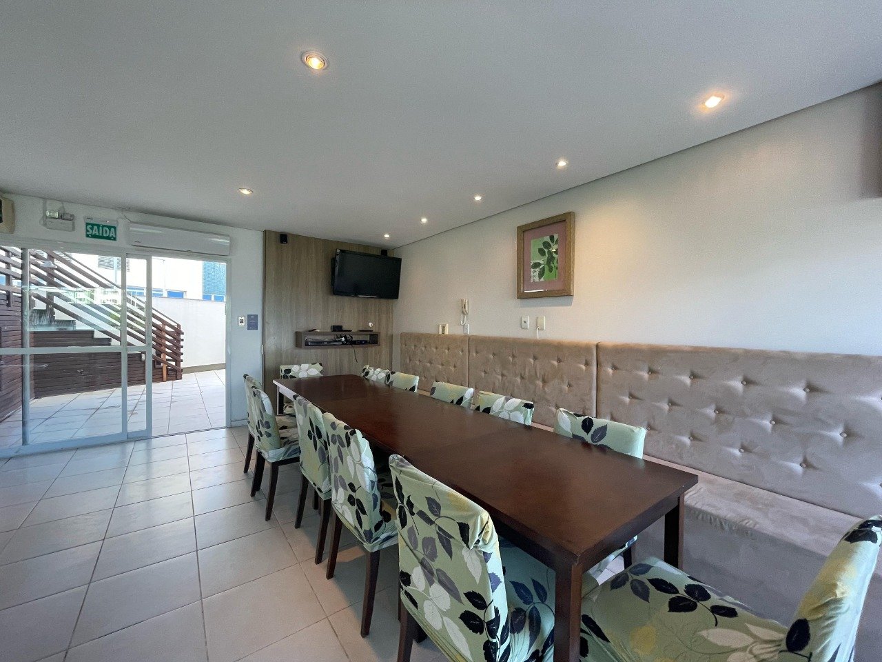 Apartamento à venda no Coqueiros: 