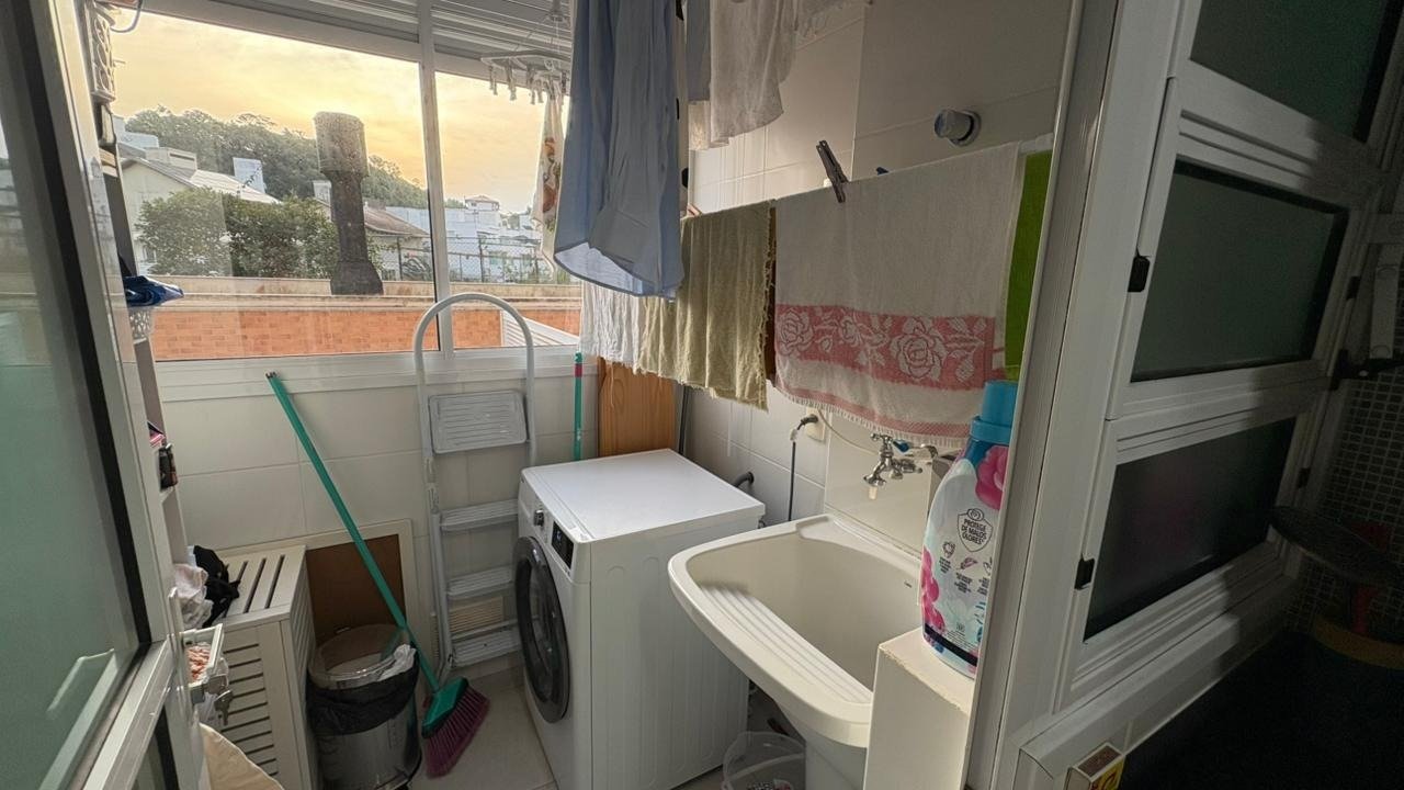 Apartamento à venda no Corrego Grande: 