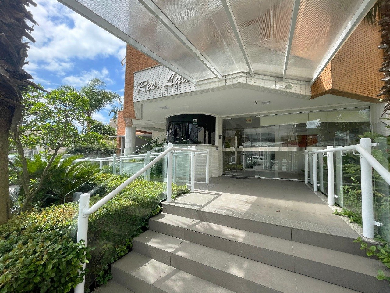 Apartamento à venda no Corrego Grande: 