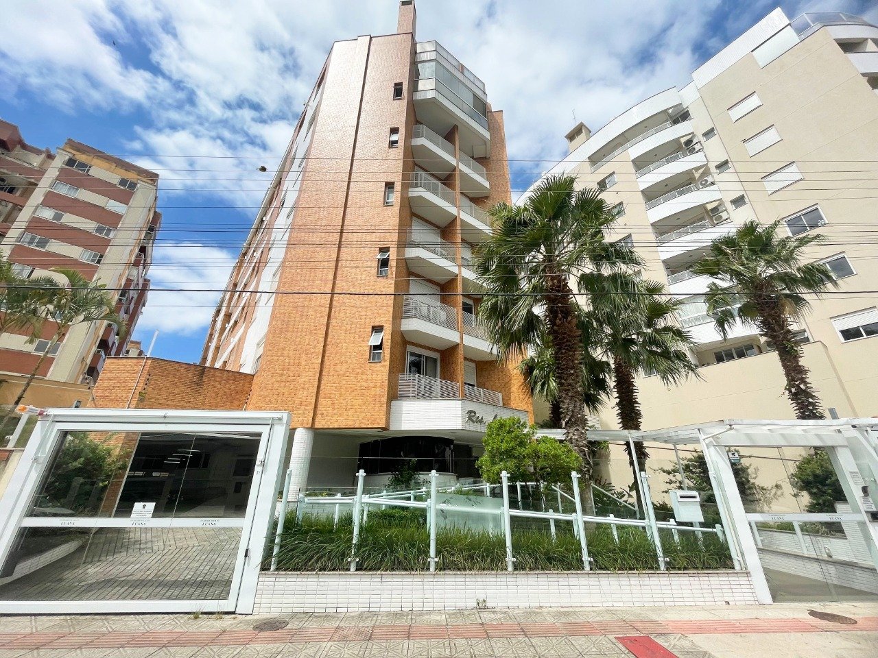 Apartamento à venda no Corrego Grande: 