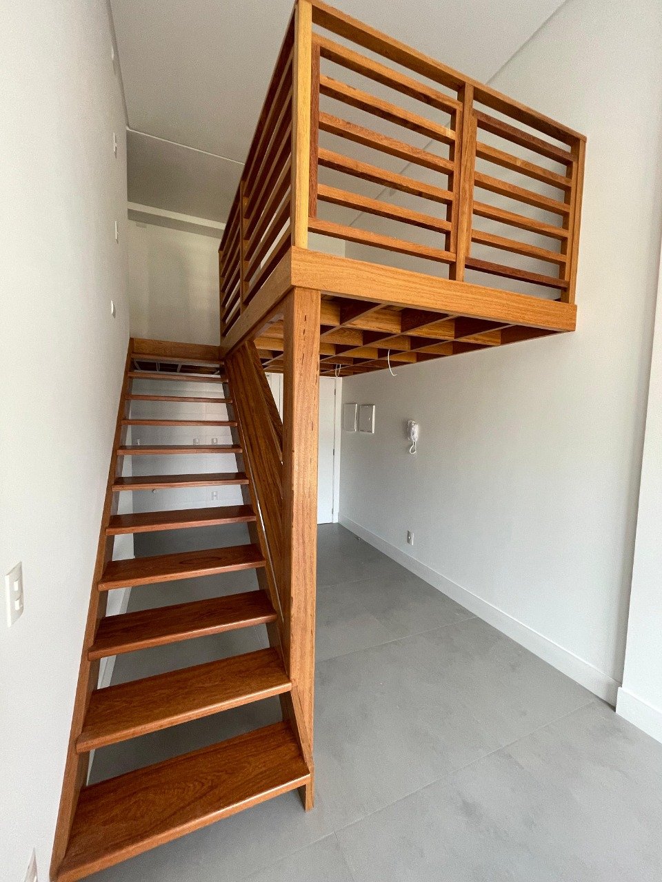 Loft à venda no Saco Grande: 