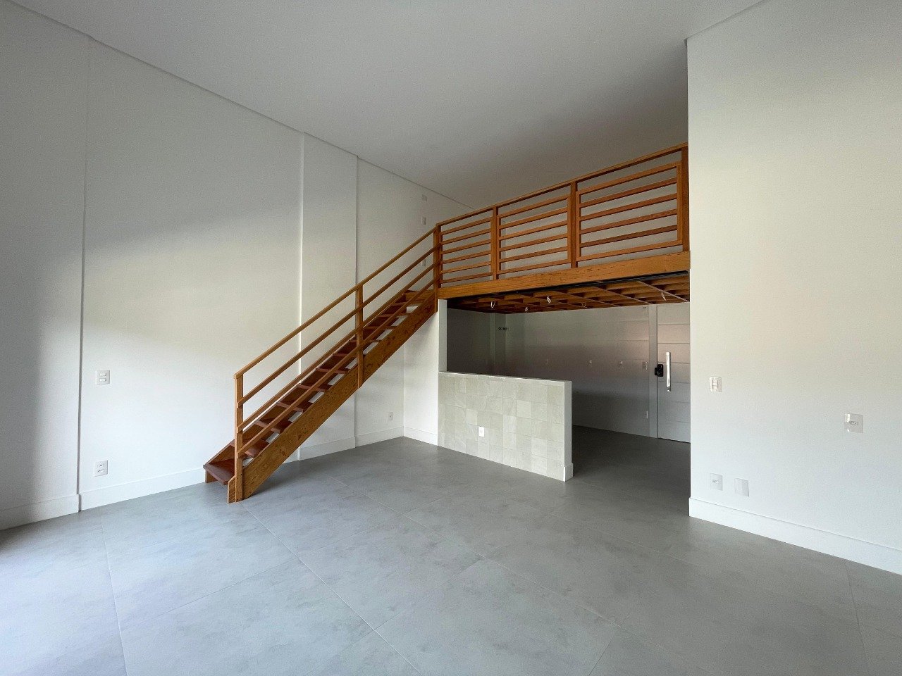 Estúdio à venda no Saco Grande: 