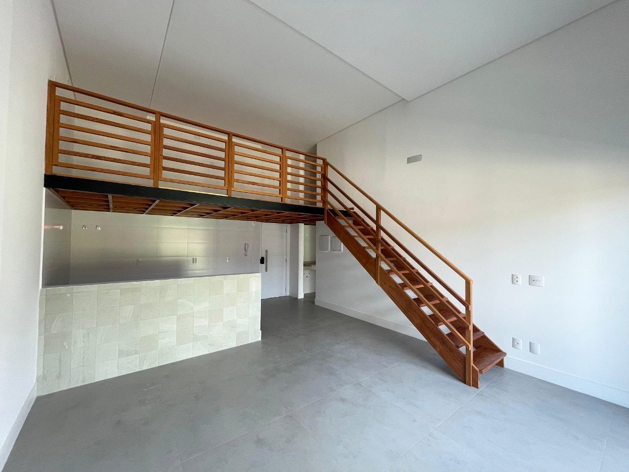 Loft à venda no Saco Grande: 