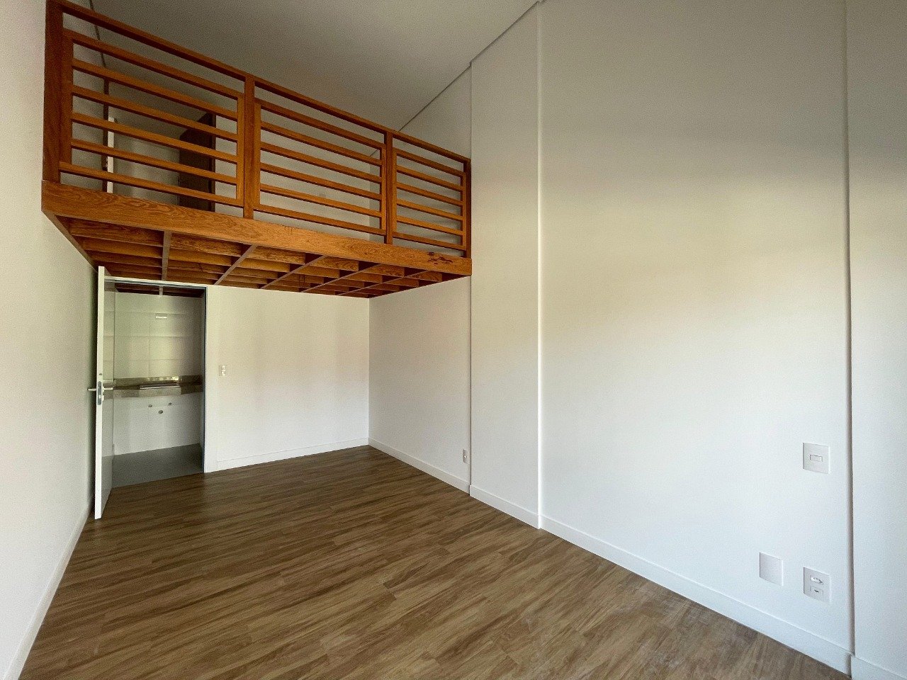 Loft à venda no Saco Grande: 