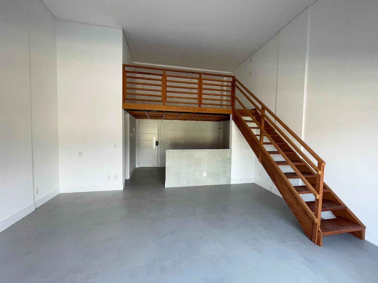 Estúdio à venda no Saco Grande: 