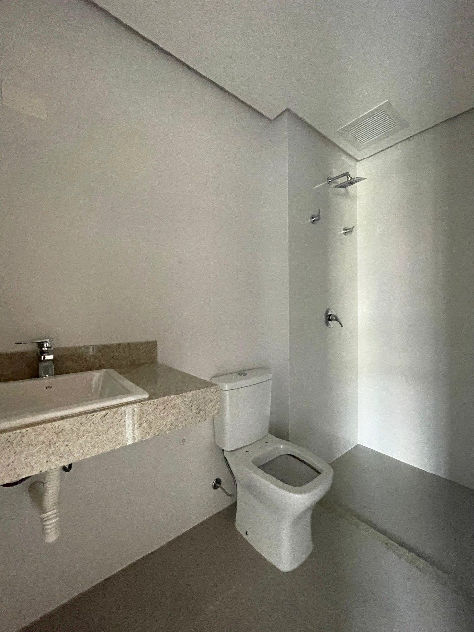 Estúdio à venda no Saco Grande: 