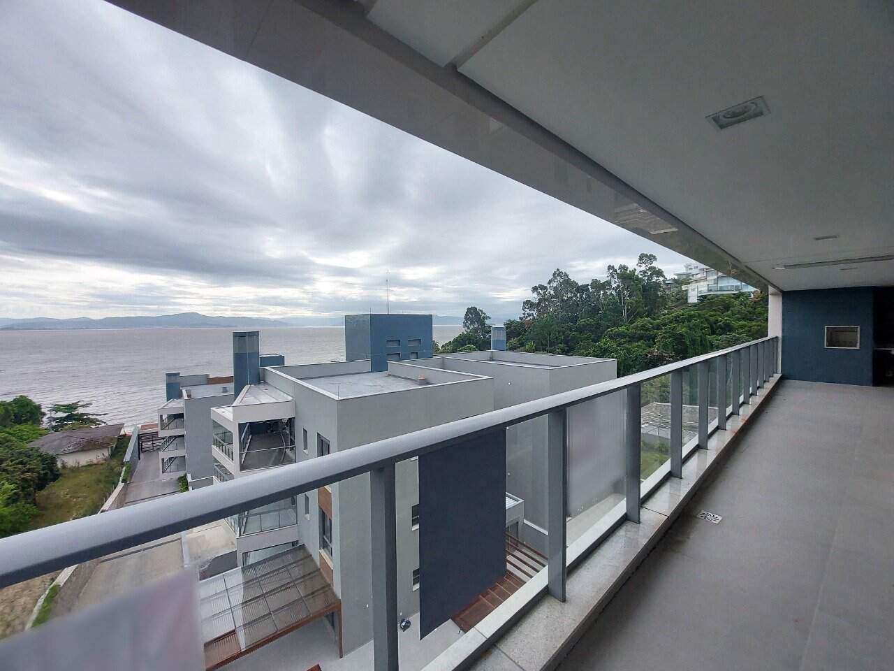 Apartamento à venda no Cacupe: 