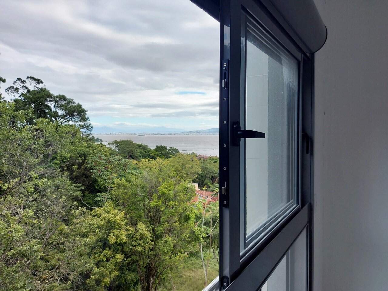 Apartamento à venda no Cacupe: 