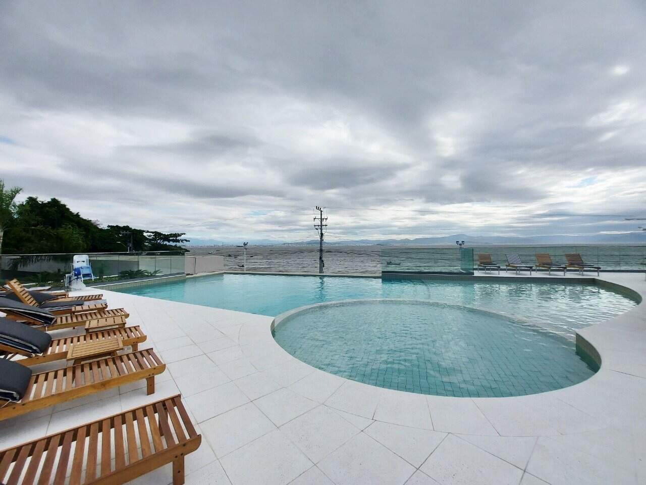 Apartamento à venda no Cacupe: 