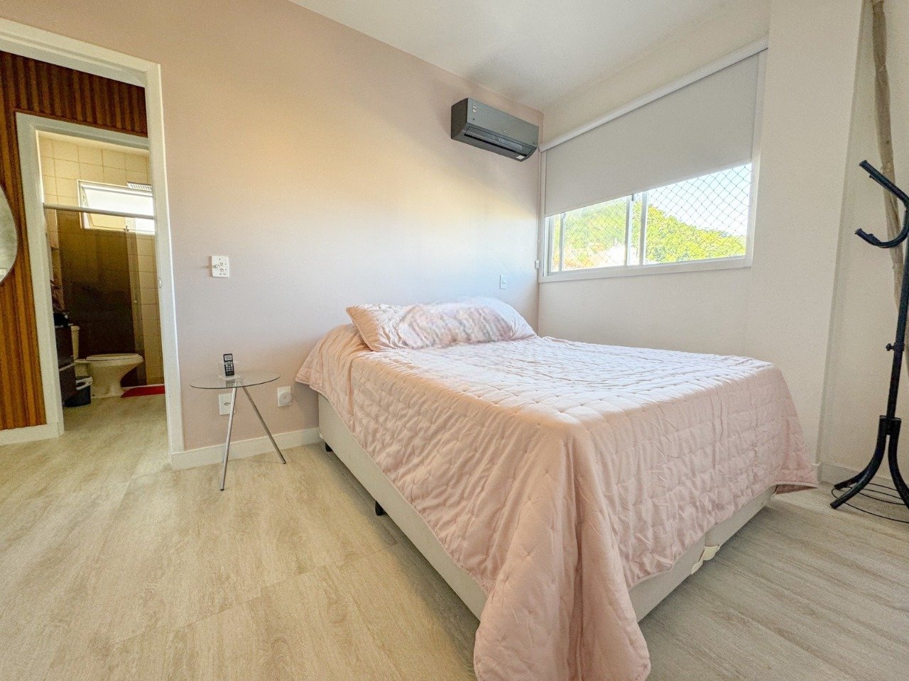 Apartamento à venda no Saco Dos Limoes: 