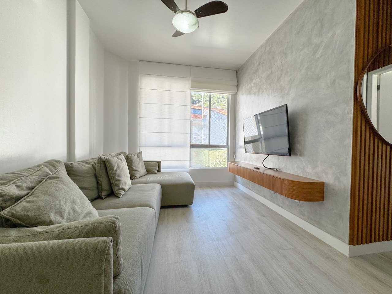 Apartamento à venda no Saco Dos Limoes: 