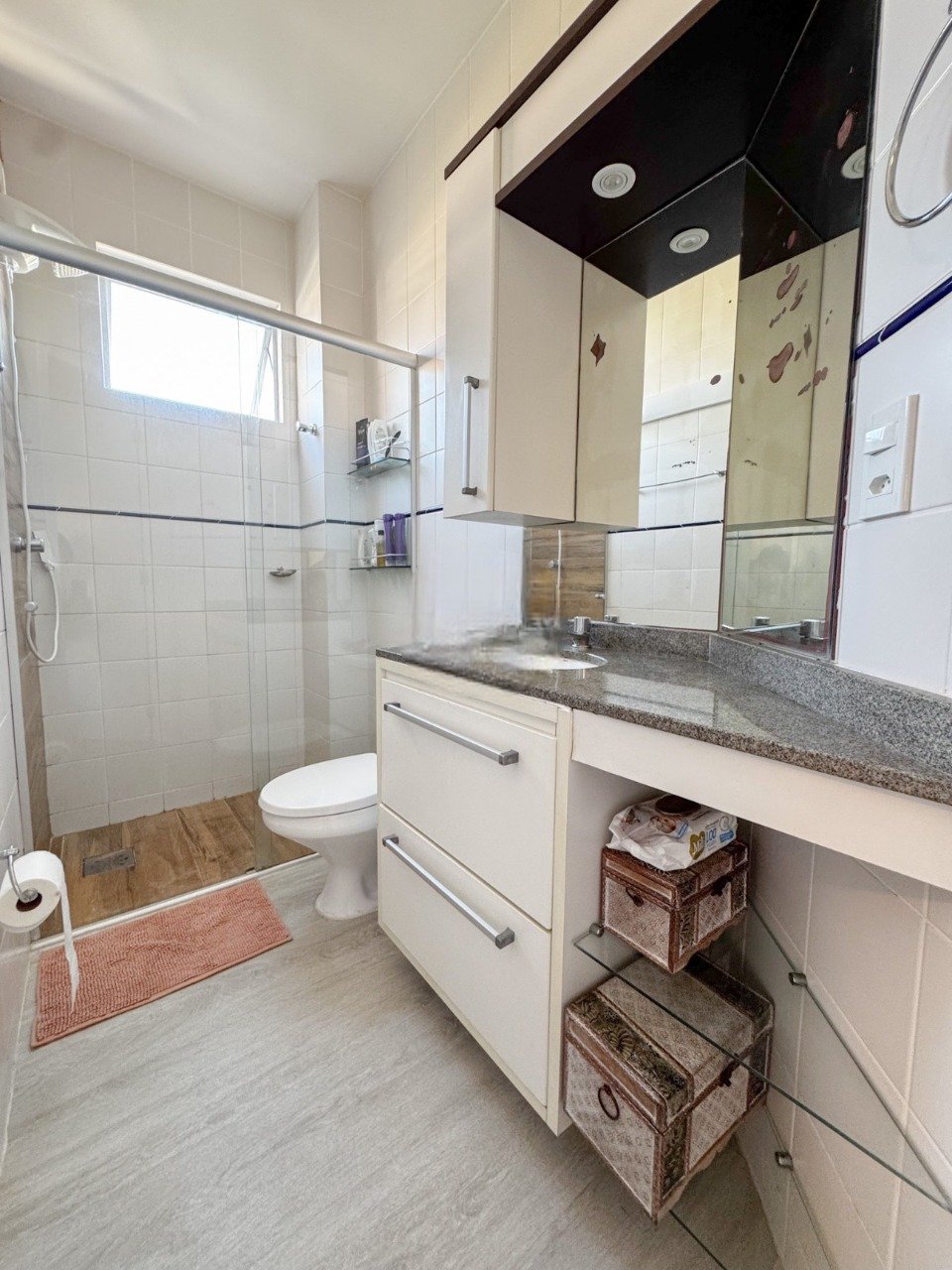 Apartamento à venda no Saco Dos Limoes: 