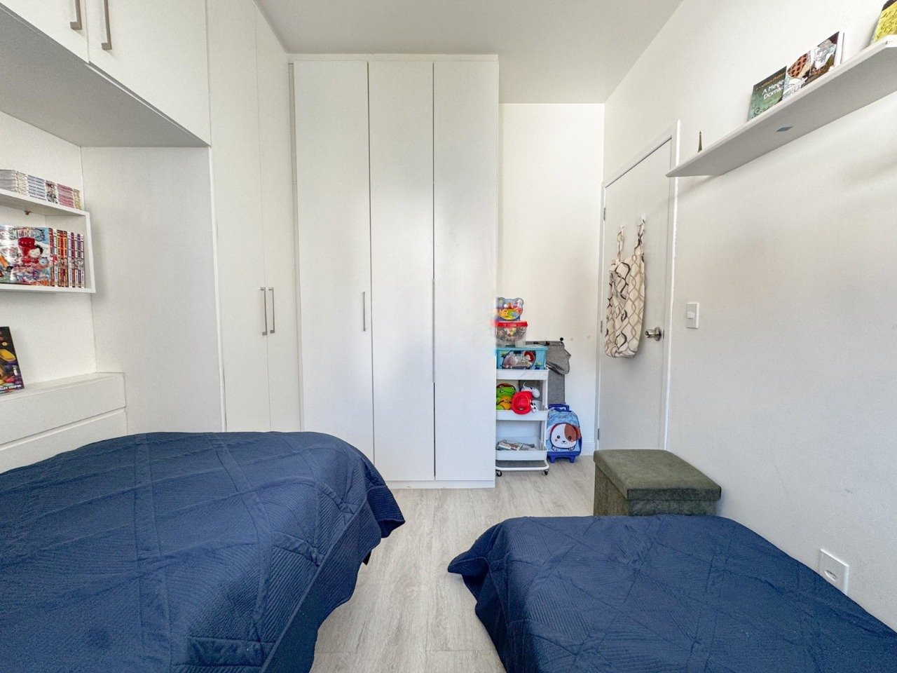 Apartamento à venda no Saco Dos Limoes: 