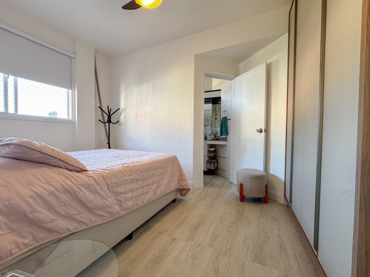 Apartamento à venda no Saco Dos Limoes: 