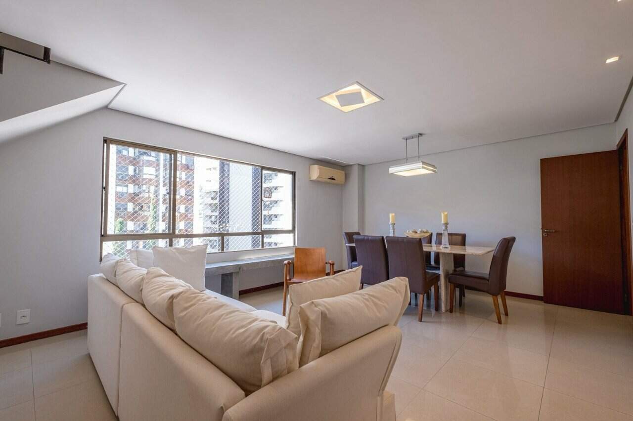 Cobertura duplex à venda no Centro: 