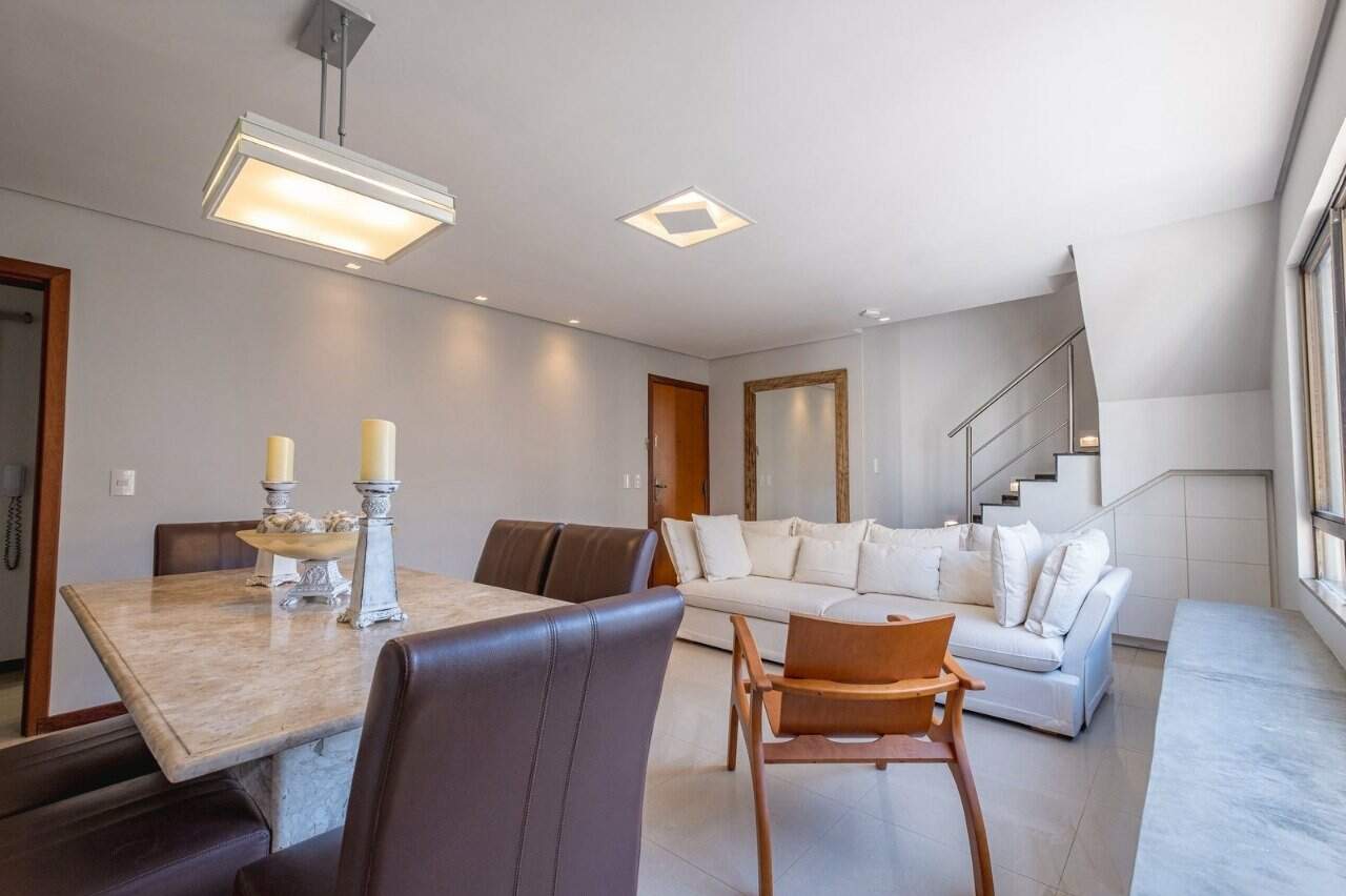 Cobertura duplex à venda no Centro: