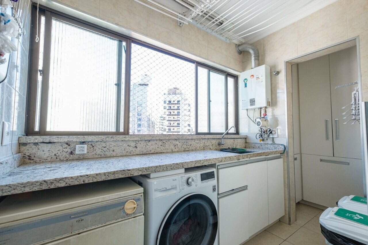 Cobertura duplex à venda no Centro: