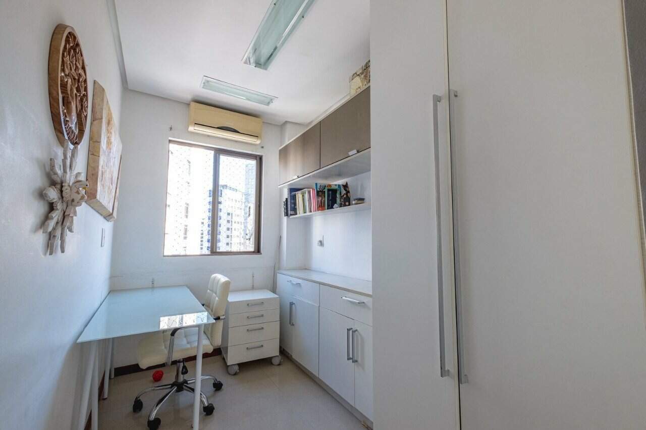 Cobertura duplex à venda no Centro: