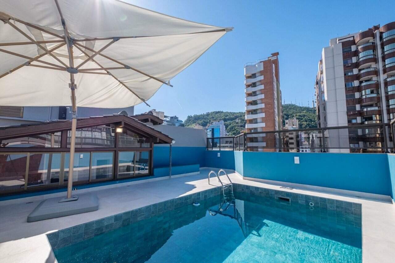 Cobertura duplex à venda no Centro: