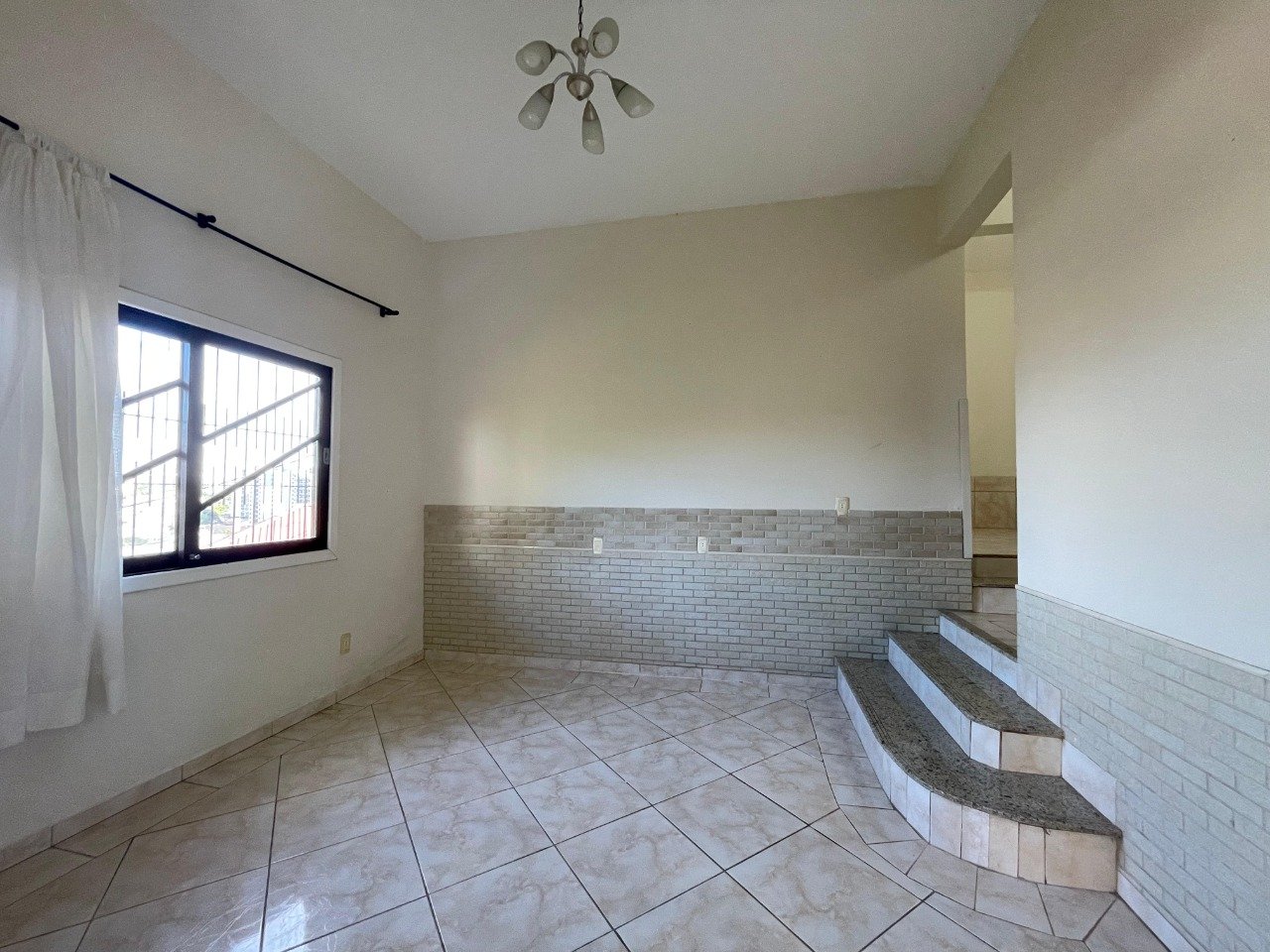 Casa à venda no Centro: