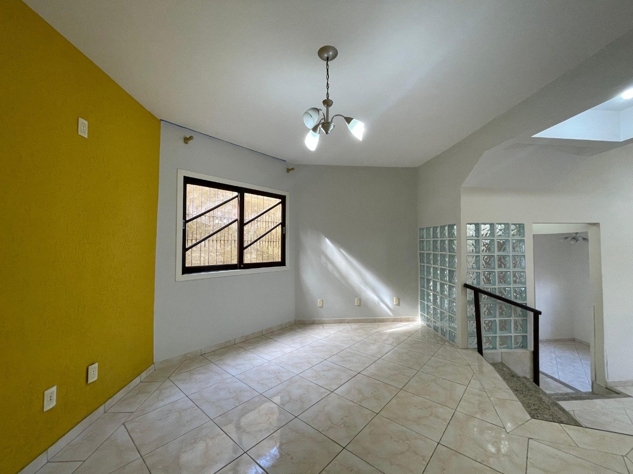 Casa à venda no Centro: