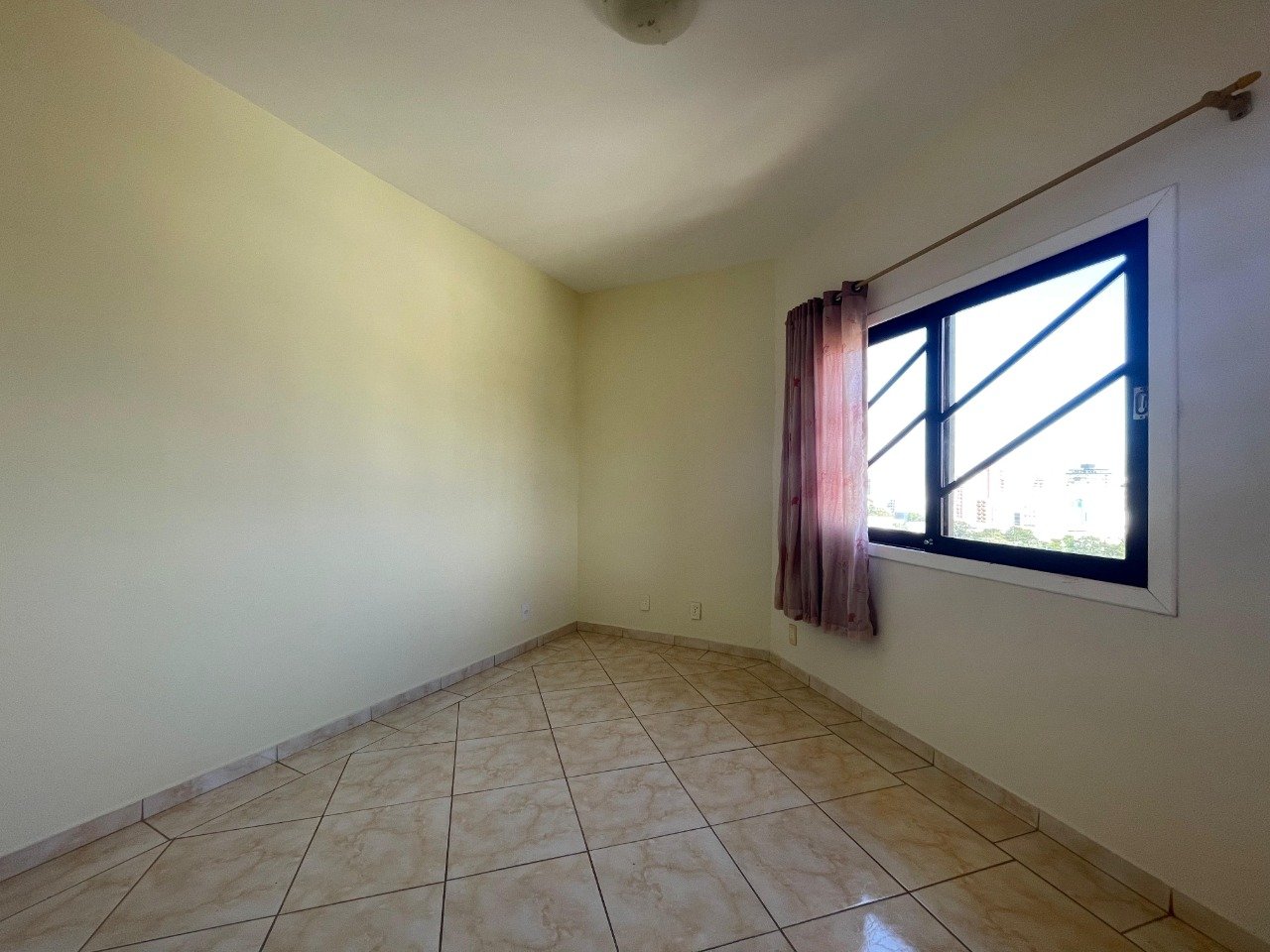 Casa à venda no Centro: