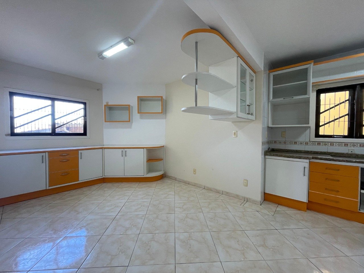 Casa à venda no Centro: