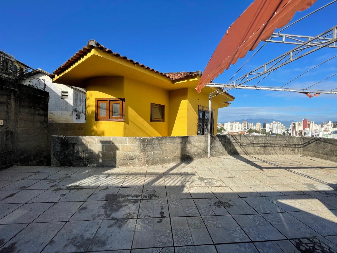 Casa à venda no Centro: