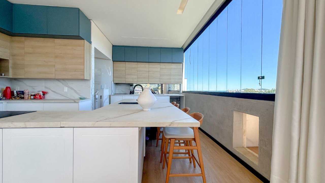 Cobertura à venda no Campeche: 