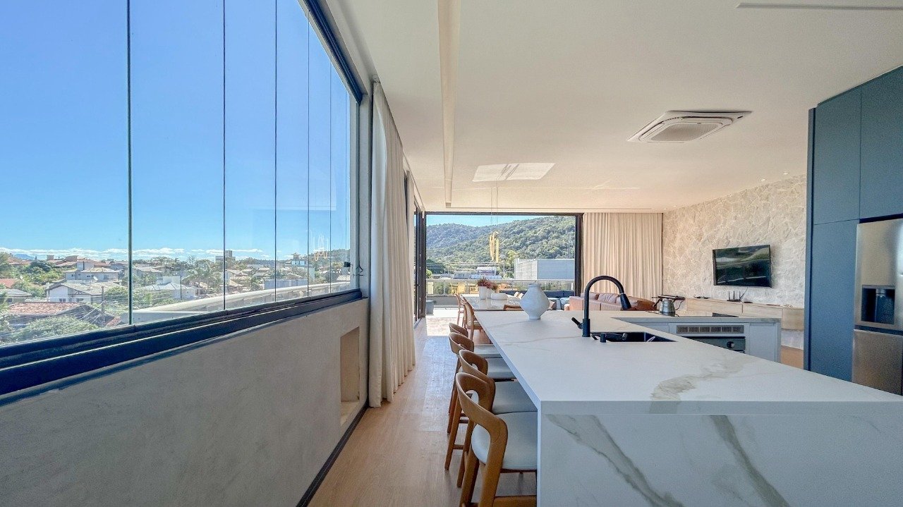 Cobertura à venda no Campeche: 