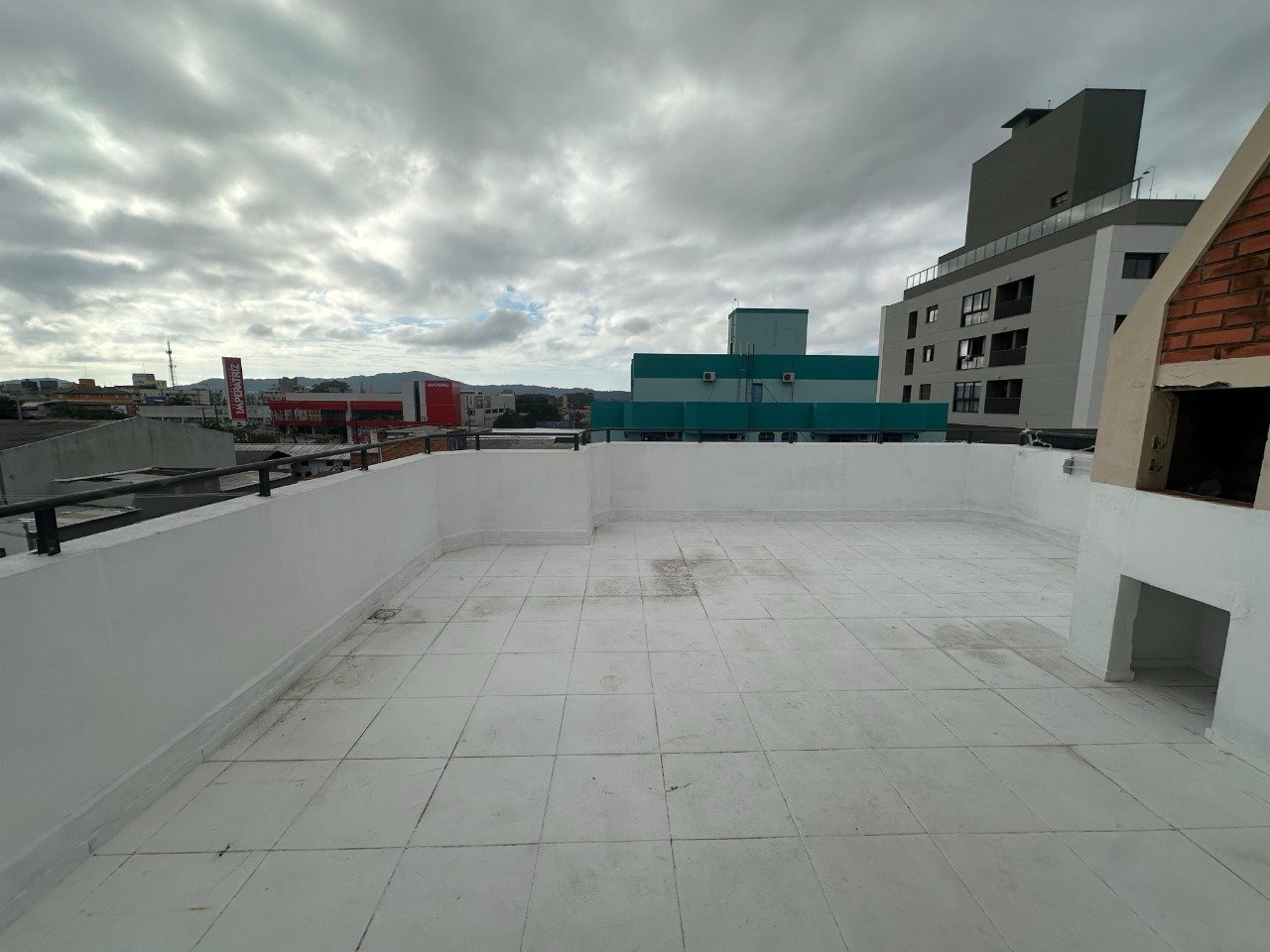 Apartamento à venda no Canasvieiras: