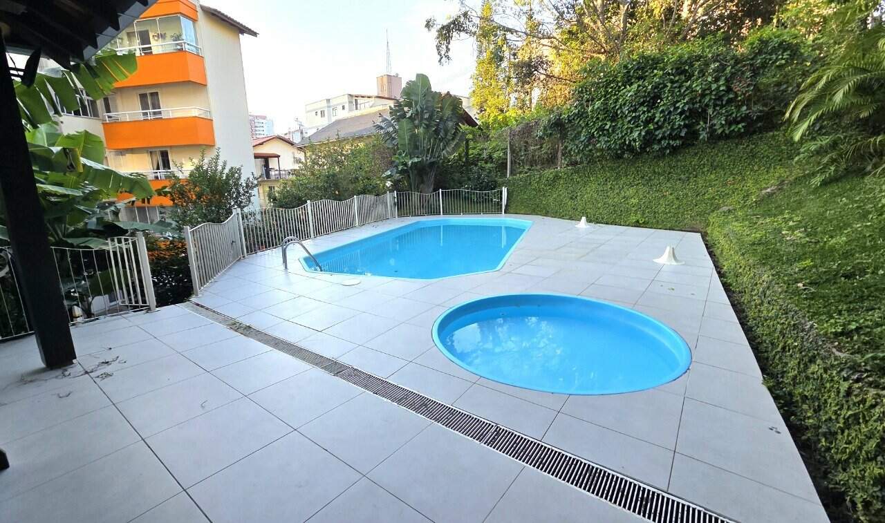 Apartamento à venda no Pantanal: