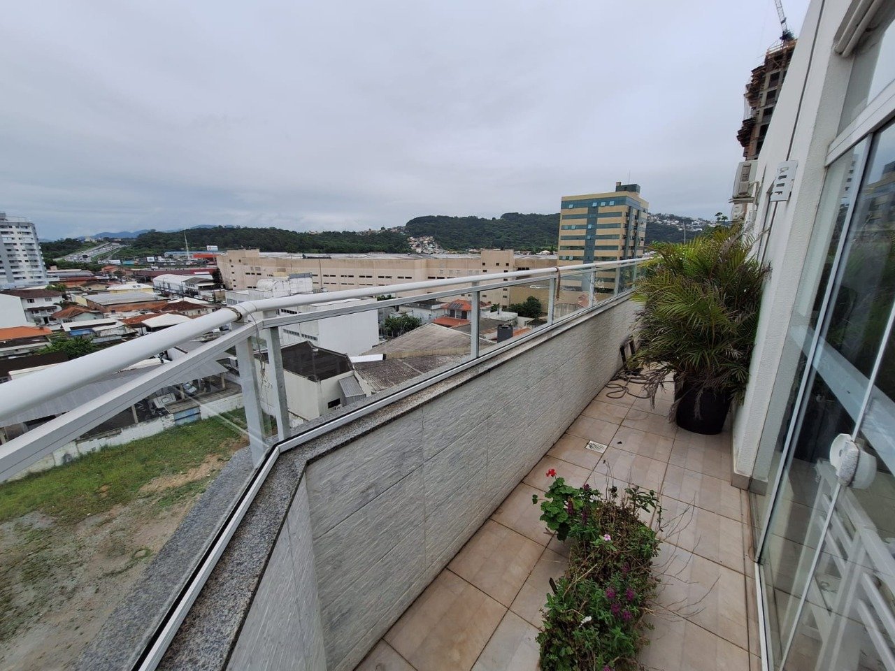 Cobertura à venda no Kobrasol: 