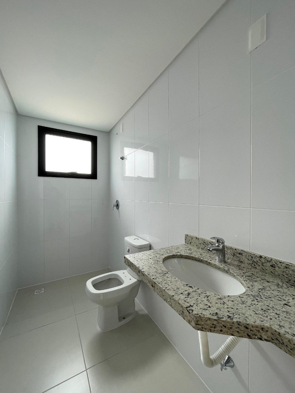 Apartamento à venda no Barreiros: 